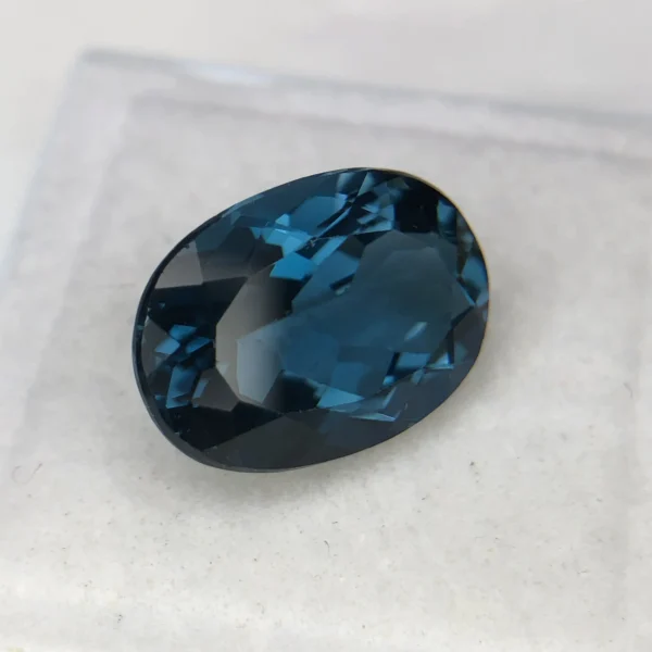 London Blue Topaz 0001a REALSTONES.PK