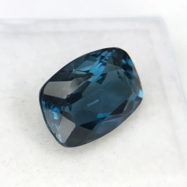 London Blue Topaz 0002a REALSTONES.PK