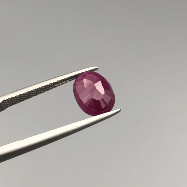 Natural Ruby 4.05ct backside