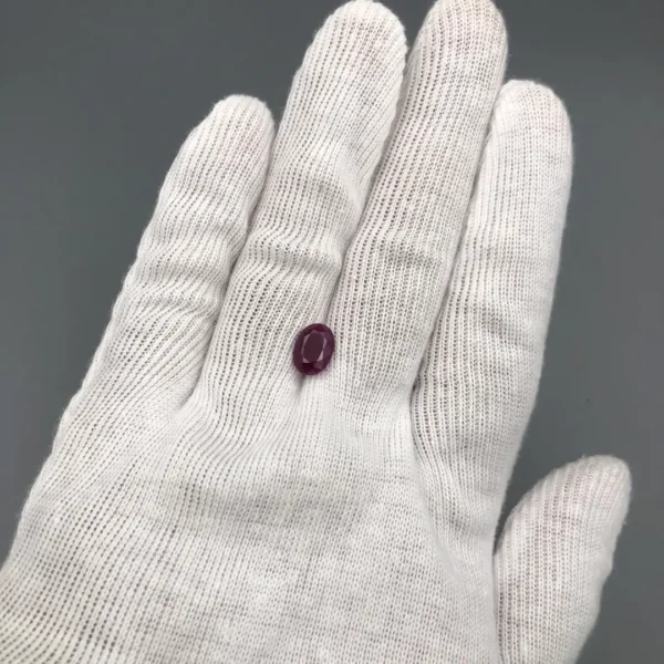 Natural Ruby 4.05ct on hand