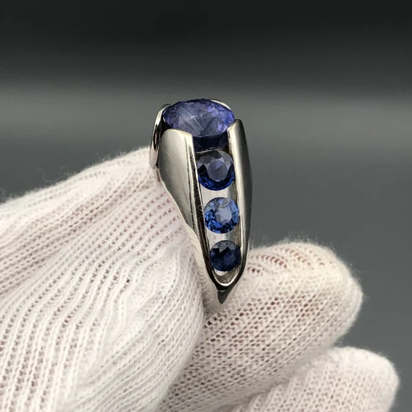 Natural Blue Sapphire Ring 18K Gold