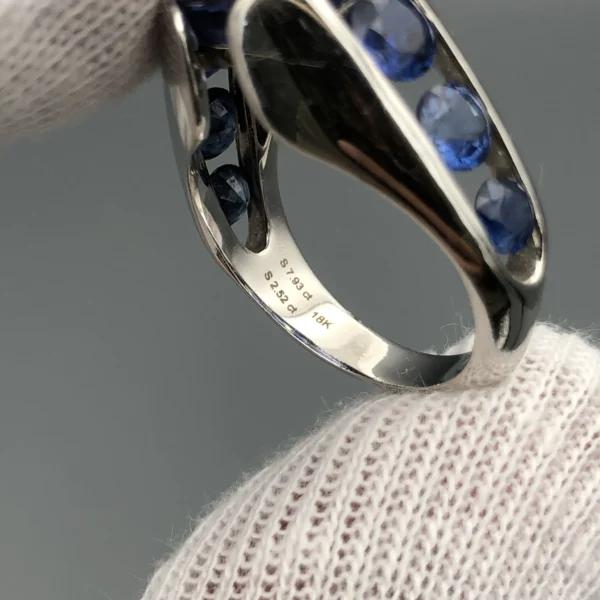 Natural Blue Sapphire Ring 18K Gold