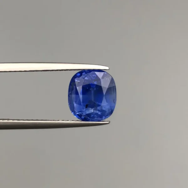 Natural Ceylon Blue Sapphire 5.27ct No-Heat