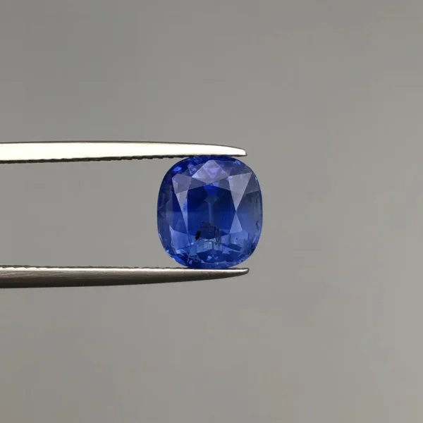 Natural Ceylon Blue Sapphire 5.27ct No-Heat