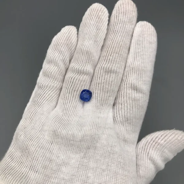 Natural Ceylon Blue Sapphire 5.27ct 4 Natural Ceylon Blue Sapphire 5.27ct No-Heat