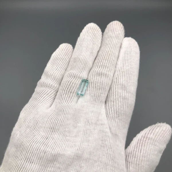 Natural Emerald 4.6ct No Oil Certified 4 Natural No Oil Emerald 4.68 Carat Certified