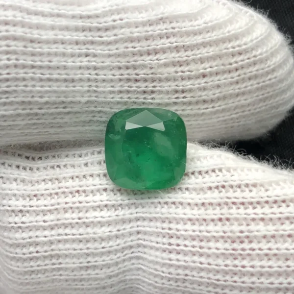 Natural Emerlad 3.78ct 3 Natural Emerlad 3.78ct From Swat Pakistan