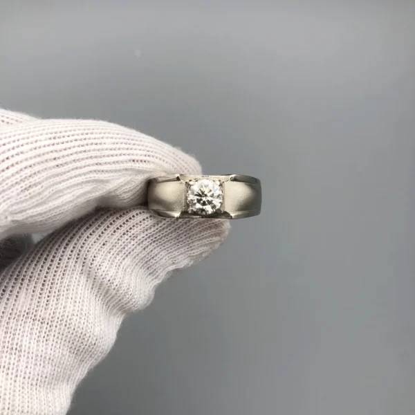 Natural Diamond 1.30ct in Silver Ring