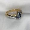 Natural Ceylon Blue Sapphire and diamond ring in 18K gold, 1.47ct sapphire